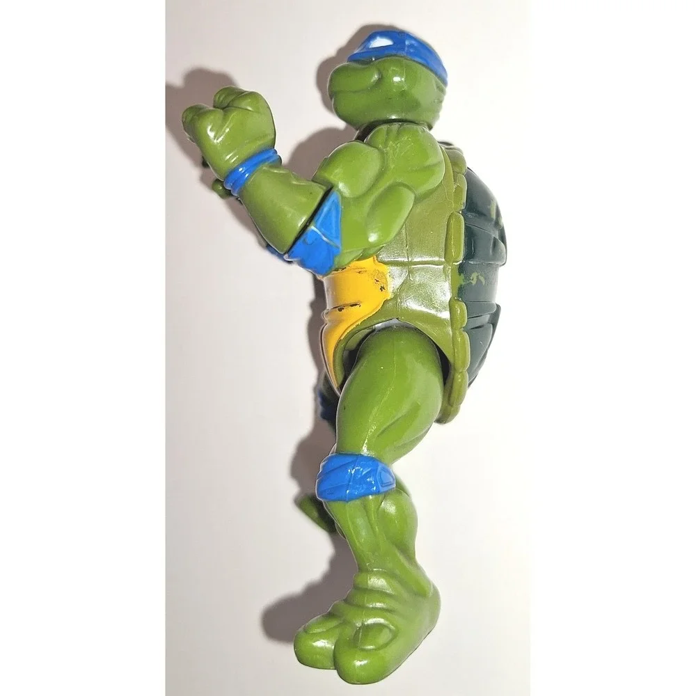 TMNT Leonardo head dropping‎ figure Katana Shield and Accessories Blue Bandana